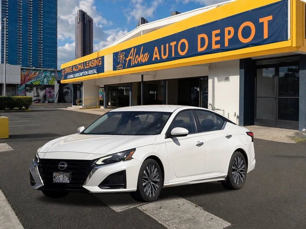 White 2023 Nissan Altima 2.5 SV for sale in Honolulu, HI