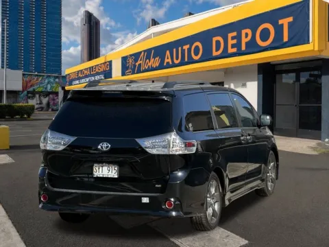 More photos of 2016 Toyota Sienna L at Aloha Auto Depot LLC., HI
