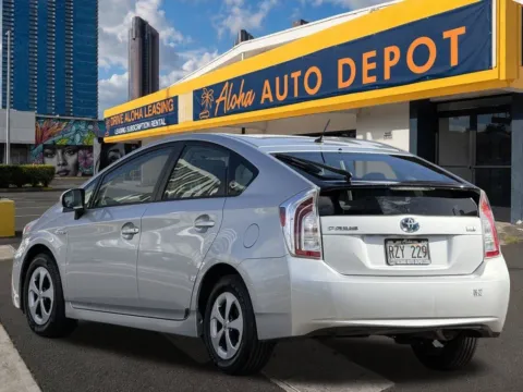 Another view of 2013 Toyota Prius Two for sale in Honolulu, HI at Aloha Auto Depot LLC.