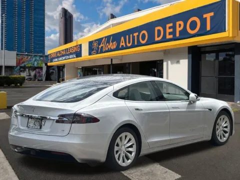 More photos of 2017 Tesla Model S 75 at Aloha Auto Depot LLC., HI