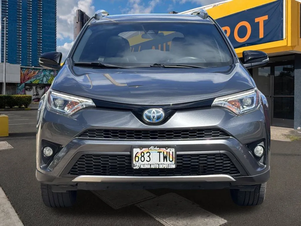 2018 Toyota RAV4 SE - Photo 7