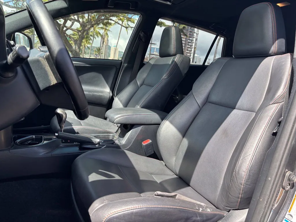 2018 Toyota RAV4 SE - Photo 8