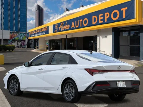 Another view of 2024 Hyundai Elantra SEL for sale in Honolulu, HI at Aloha Auto Depot LLC.