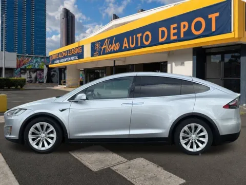 Photos of 2017 Tesla Model X 75D for sale in Honolulu, HI at Aloha Auto Depot LLC.