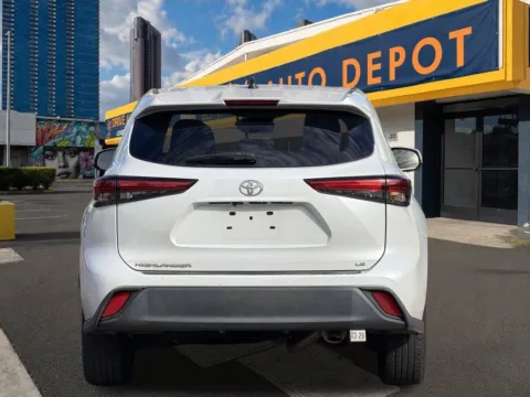 More photos of 2023 Toyota Highlander L at Aloha Auto Depot LLC., HI