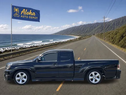 Photos of 2015 Toyota Tacoma PreRunner for sale in Honolulu, HI at Aloha Auto Depot LLC.