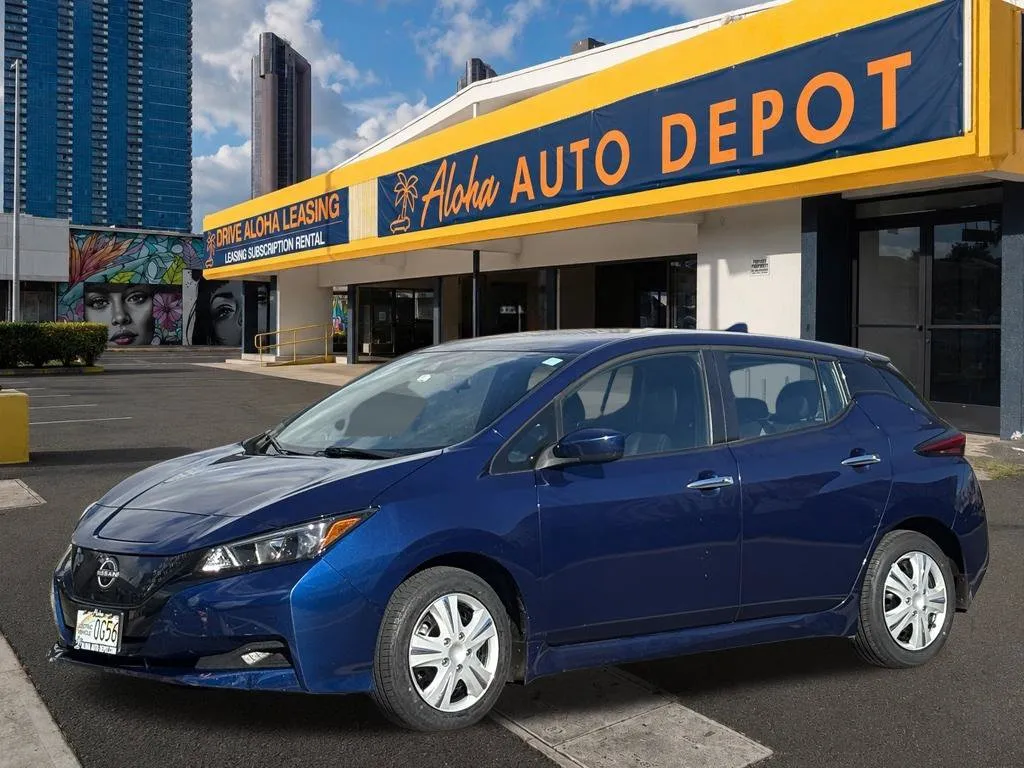 Blue 2023 Nissan Leaf S for sale in Honolulu, HI