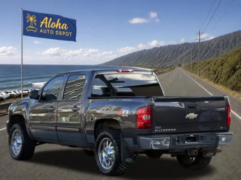 Another view of 2011 Chevrolet Silverado 1500 LT for sale in Honolulu, HI at Aloha Auto Depot LLC.