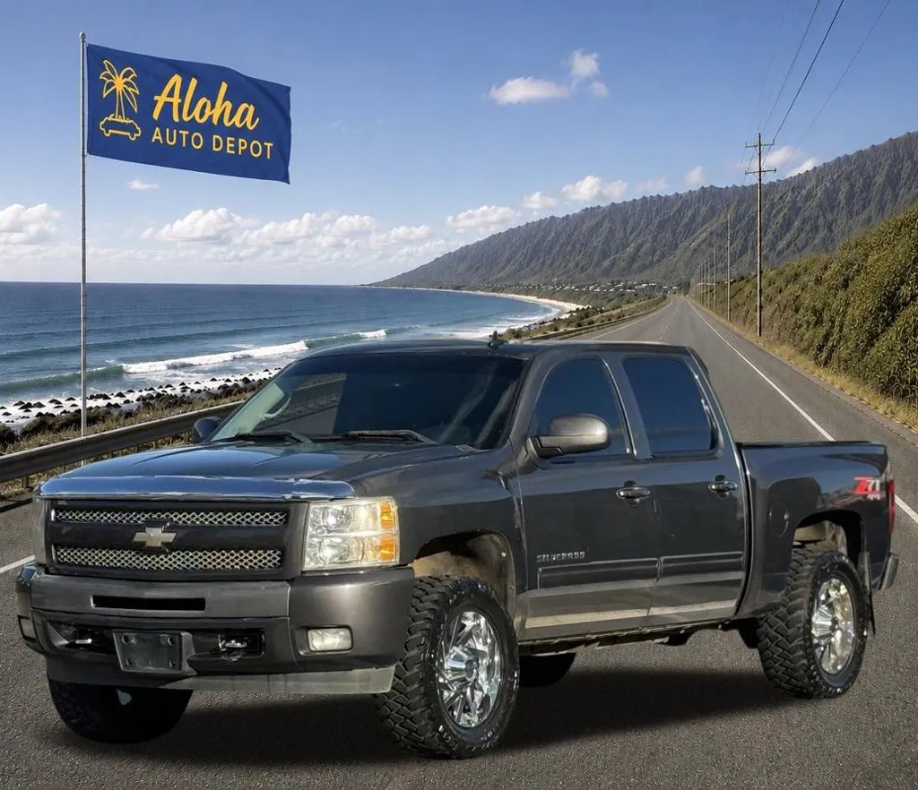 Gray 2011 Chevrolet Silverado 1500 LT for sale in Honolulu, HI