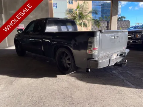 More photos of 2009 GMC Sierra 1500 SLE at Aloha Auto Depot LLC., HI