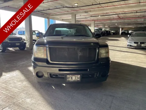 Photos of 2009 GMC Sierra 1500 SLE for sale in Honolulu, HI at Aloha Auto Depot LLC.
