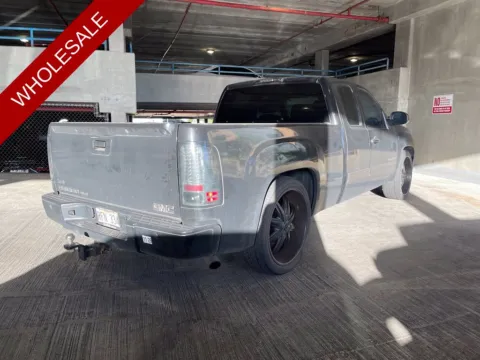 More photos of 2009 GMC Sierra 1500 SLE at Aloha Auto Depot LLC., HI