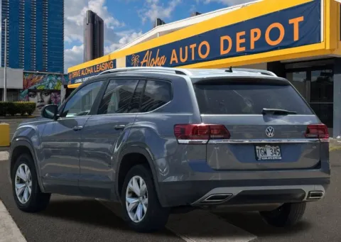 Another view of 2018 Volkswagen Atlas 3.6L V6 SE for sale in Honolulu, HI at Aloha Auto Depot LLC.