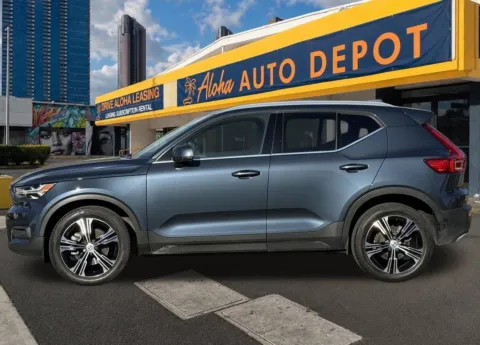 Photos of 2020 Volvo XC40 T4 Inscription for sale in Honolulu, HI at Aloha Auto Depot LLC.