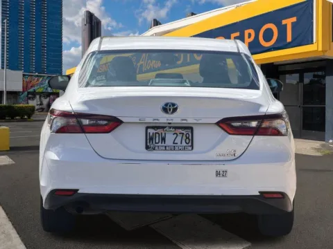 More photos of 2021 Toyota Camry Hybrid LE at Aloha Auto Depot LLC., HI