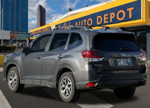 Another view of 2022 Subaru Forester Premium for sale in Honolulu, HI at Aloha Auto Depot LLC.