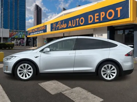 Photos of 2017 Tesla Model X 75D for sale in Honolulu, HI at Aloha Auto Depot LLC.