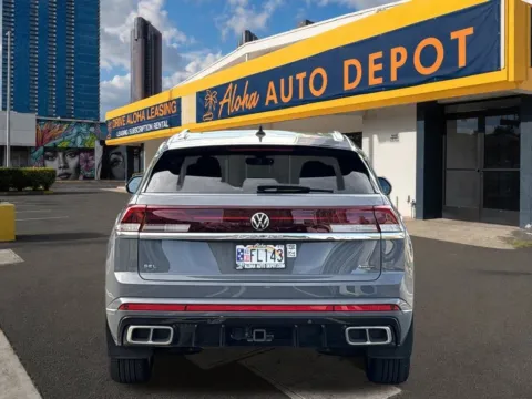 More photos of 2024 Volkswagen Atlas Cross Sport 2.0T SEL R-Line at Aloha Auto Depot LLC., HI