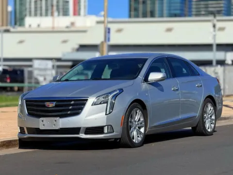 Silver 2019 Cadillac XTS Luxury for sale in Honolulu, HI