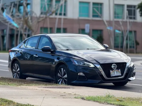More photos of 2022 Nissan Altima 2.5 SV at Aloha Auto Depot LLC., HI