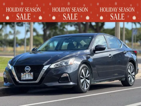 Blue 2022 Nissan Altima 2.5 SV for sale in Honolulu, HI