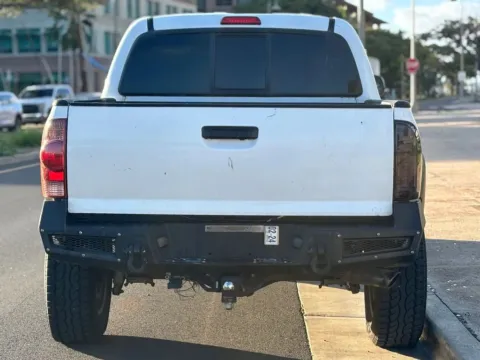 More photos of 2006 Toyota Tacoma PreRunner at Aloha Auto Depot LLC., HI