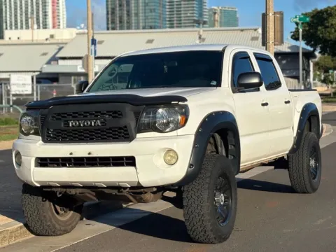 White 2006 Toyota Tacoma PreRunner for sale in Honolulu, HI