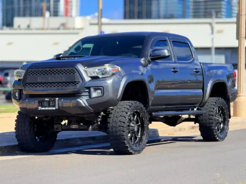 Gray 2016 Toyota Tacoma SR5 for sale in Honolulu, HI