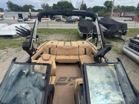 More photos of 2024 MASTERCRAFT XT22 at McLaughlin's RV and Marine, ND