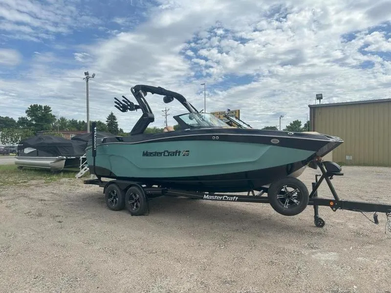 Unknown 2024 MASTERCRAFT XT22 for sale in Fargo, ND