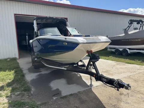 More photos of 2023 MASTERCRAFT NXT 24 at McLaughlin's RV and Marine, ND