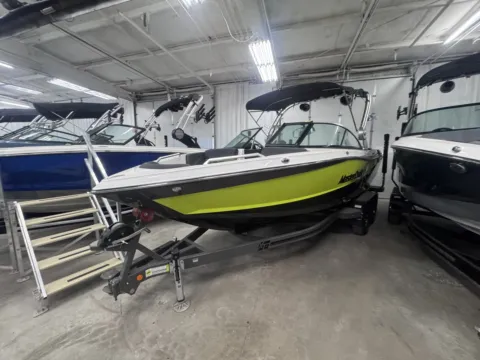 Photos of 2021 MASTERCRAFT XT21 for sale in Fargo, ND at McLaughlin's RV and Marine - Fargo