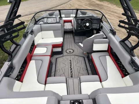 Photos of 2023 MOOMBA CRAZ for sale in Fargo, ND at McLaughlin's RV and Marine