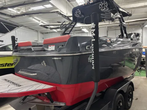 More photos of 2023 MOOMBA CRAZ at McLaughlins at Cormorant Landing - Lake Park, MN