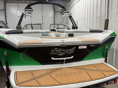 Another view of 2018 TIGE R21 for sale in Fargo, ND at McLaughlin's RV and Marine - Fargo
