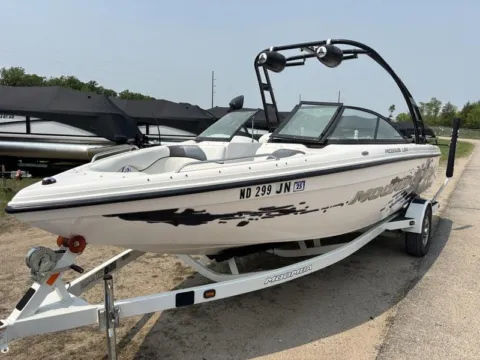 Another view of 2012 MOOMBA MOBIUS LSV for sale in Fargo, ND at McLaughlin's RV and Marine