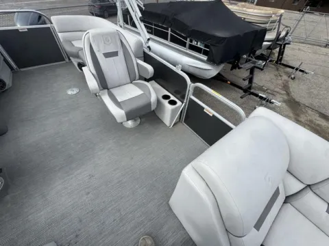 More photos of 2024 GODFREY XPERIENCE 2286 SBX 115HP BUNK TRAILER at McLaughlin's RV and Marine, ND