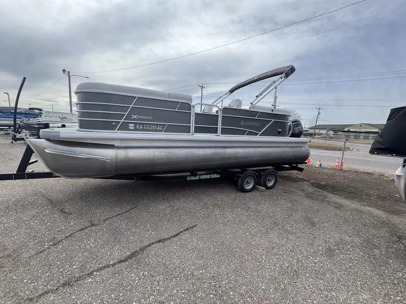 Unknown 2024 GODFREY XPERIENCE 2286 SBX 115HP BUNK TRAILER for sale in Fargo, ND