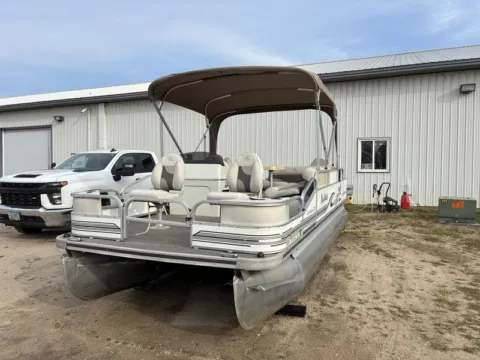 Another view of 2007 PALM BEACH CM200 50HP SEA LEGS for sale in Fargo, ND at McLaughlin's RV and Marine