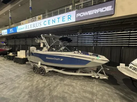 More photos of 2025 MASTERCRAFT XT22 DEMO at McLaughlin's RV and Marine, ND