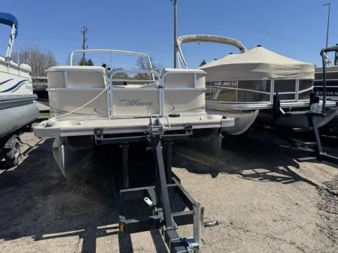 More photos of 2008 WEERES SPORTSMAN DELUXE 220 SE 60HP at McLaughlin's RV and Marine, ND