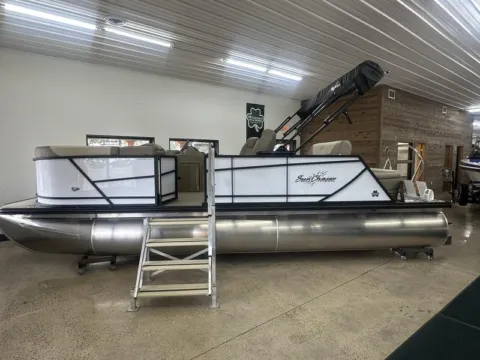 White 2025 SUNCHASER GENEVA 22 SB DH 150HP BUNK TRAILER for sale in Fargo, ND