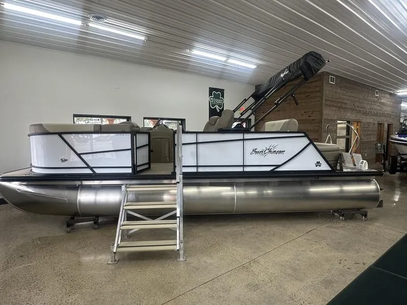 White 2025 SUNCHASER GENEVA 22 SB DH 150HP BUNK TRAILER for sale in Fargo, ND