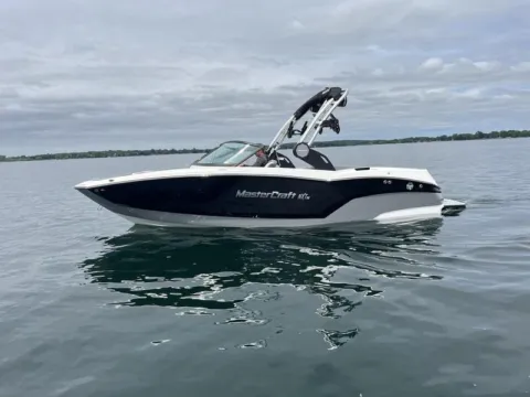 More photos of 2025 MASTERCRAFT NXT 21 DEMO at McLaughlin's RV and Marine - Fargo, ND