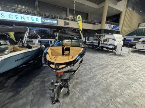 More photos of 2025 MASTERCRAFT NXT 21 at McLaughlin's RV and Marine, ND