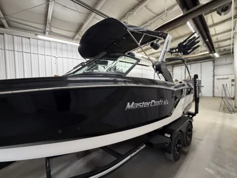More photos of 2025 MASTERCRAFT NXT 21 at McLaughlin's RV and Marine - Fargo, ND