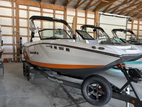 Orange 2020 MASTERCRAFT NXT 22 for sale in Fargo, ND
