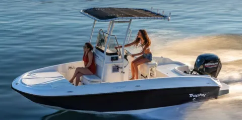 Black 2025 BAYLINER TROPHY T18 for sale in Fargo, ND