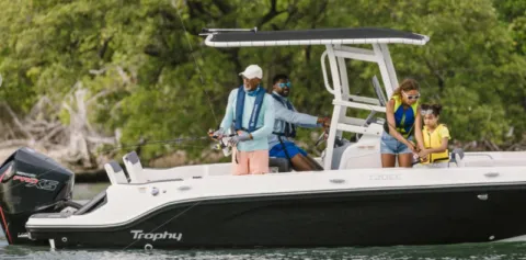 Black 2025 BAYLINER TROPHY T20CC for sale in Fargo, ND