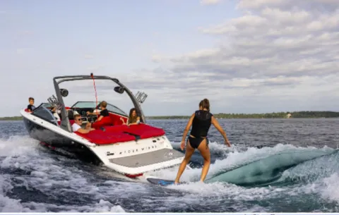 Another view of 2025 FOUR WINNS HORIZON H2 SURF for sale in Fargo, ND at McLaughlin's RV and Marine